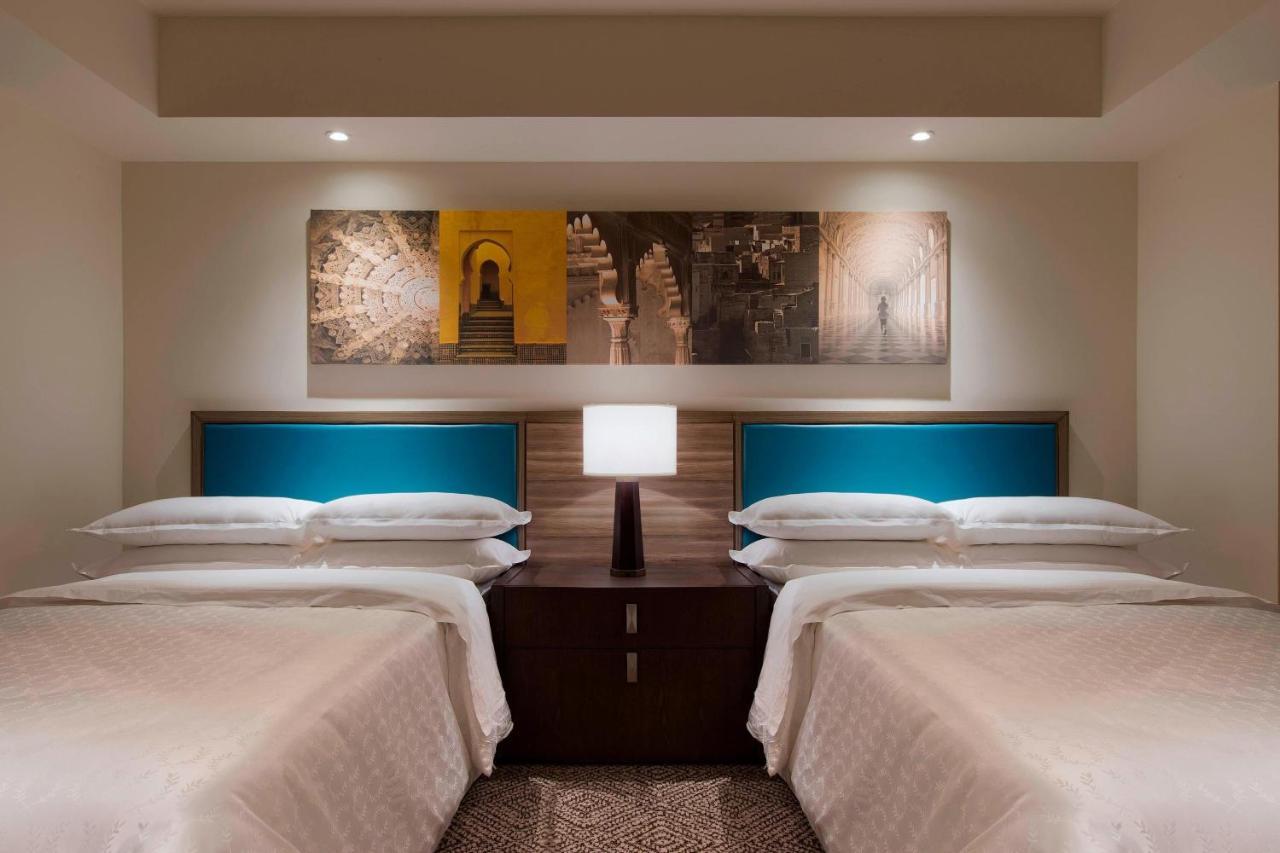 เชราตัน ไฮเดอราบาด โฮเต็ล Hotel ไฮเดอราบัด ภายนอก รูปภาพ
