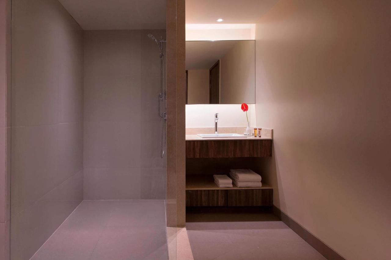 เชราตัน ไฮเดอราบาด โฮเต็ล Hotel ไฮเดอราบัด ภายนอก รูปภาพ